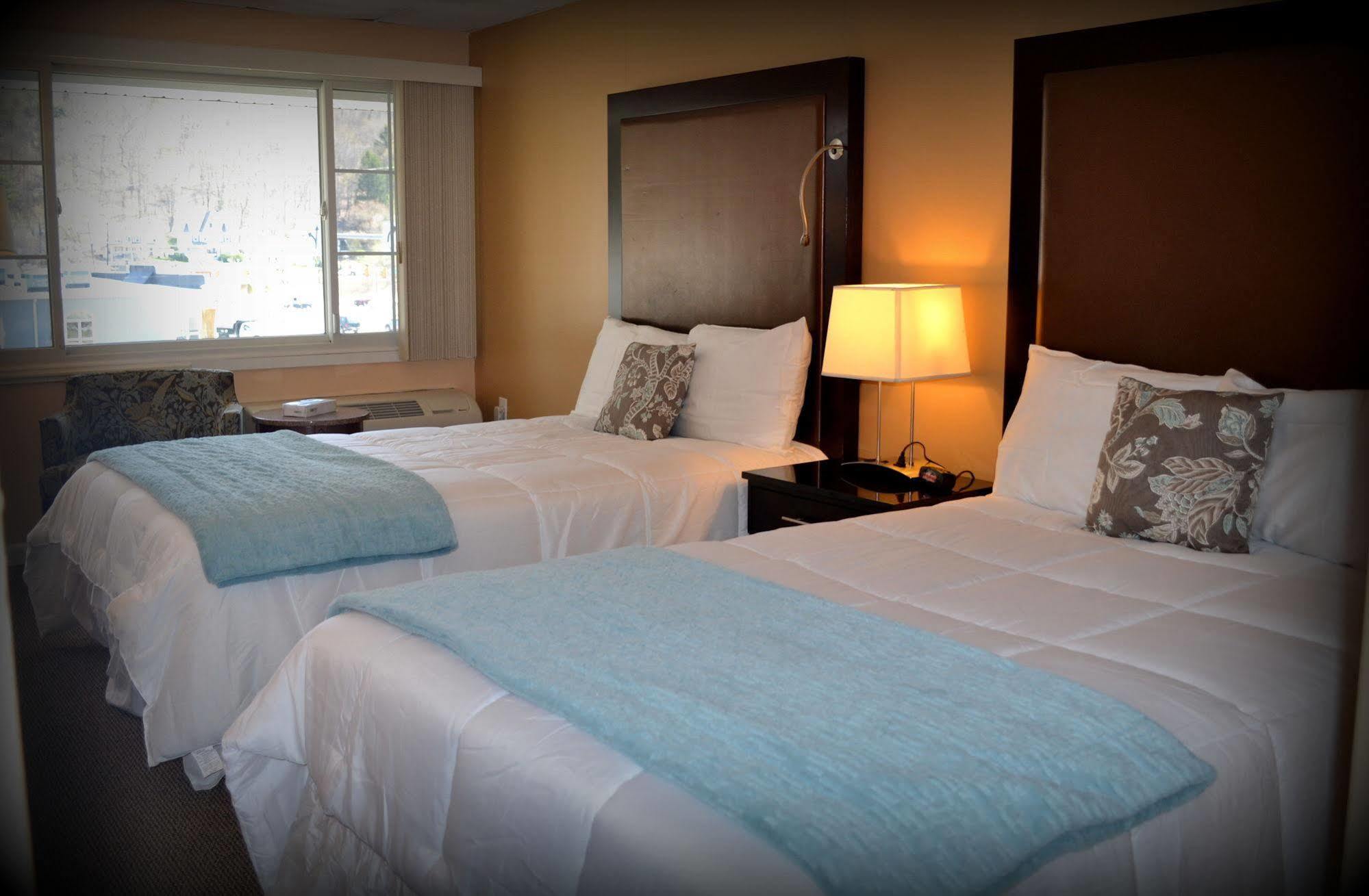 Wayne Inn Honesdale Bagian luar foto